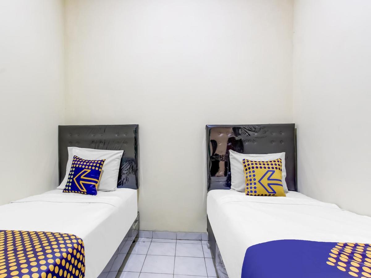 Oyo Life 91374 Asia Stay Semarang Syariah Eksteriør billede